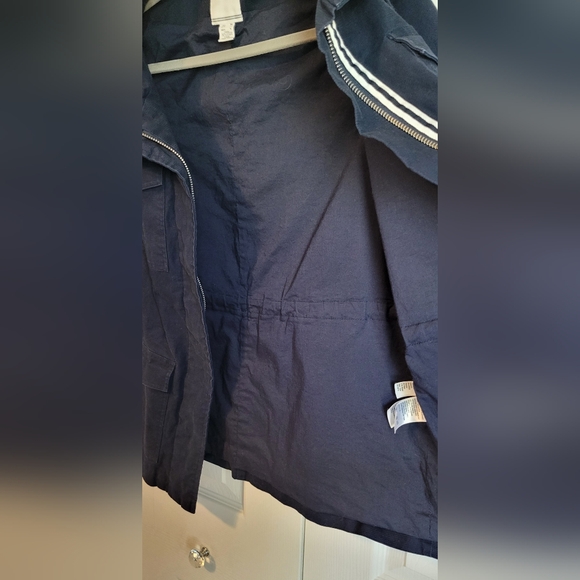 Nautica Navy Jacket with Tab Cuffs and Button Pockets, Size Medium - Picture 4 of 7